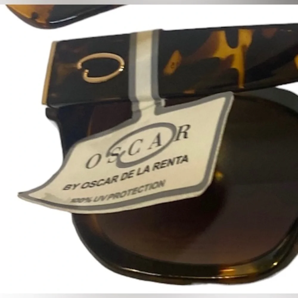 Authentic O by Oscar De La Renta Sunglasses - Picture 8 of 9